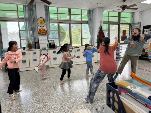 LINE_ALBUM_20250120 藝術冬令營 低年級_250123_22.jpg